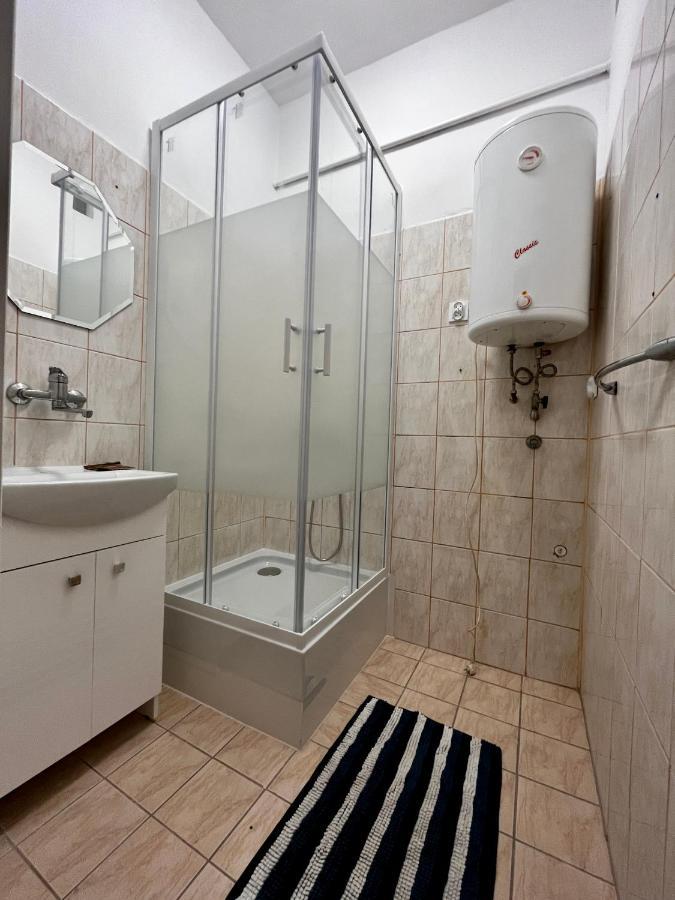 Close To The Main Square Apartment Krakow Luaran gambar